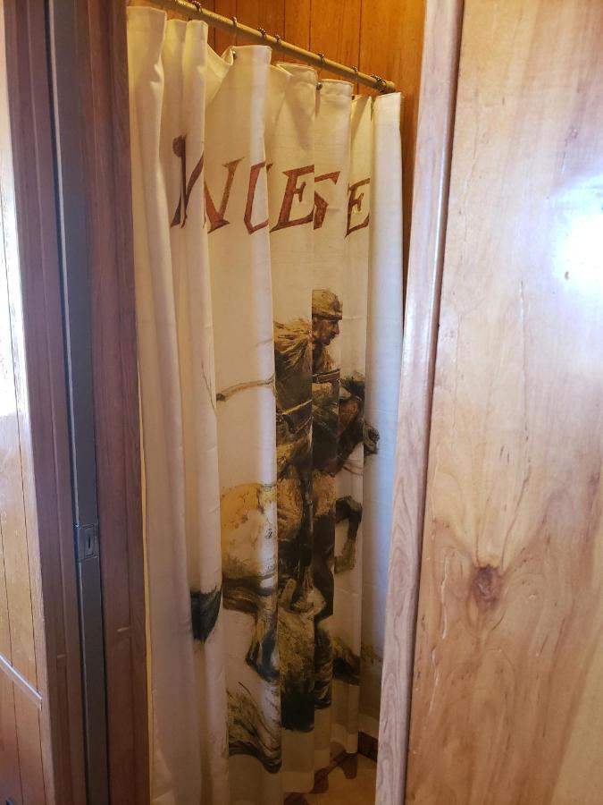Stampede Rv B&B トゥームストーン エクステリア 写真