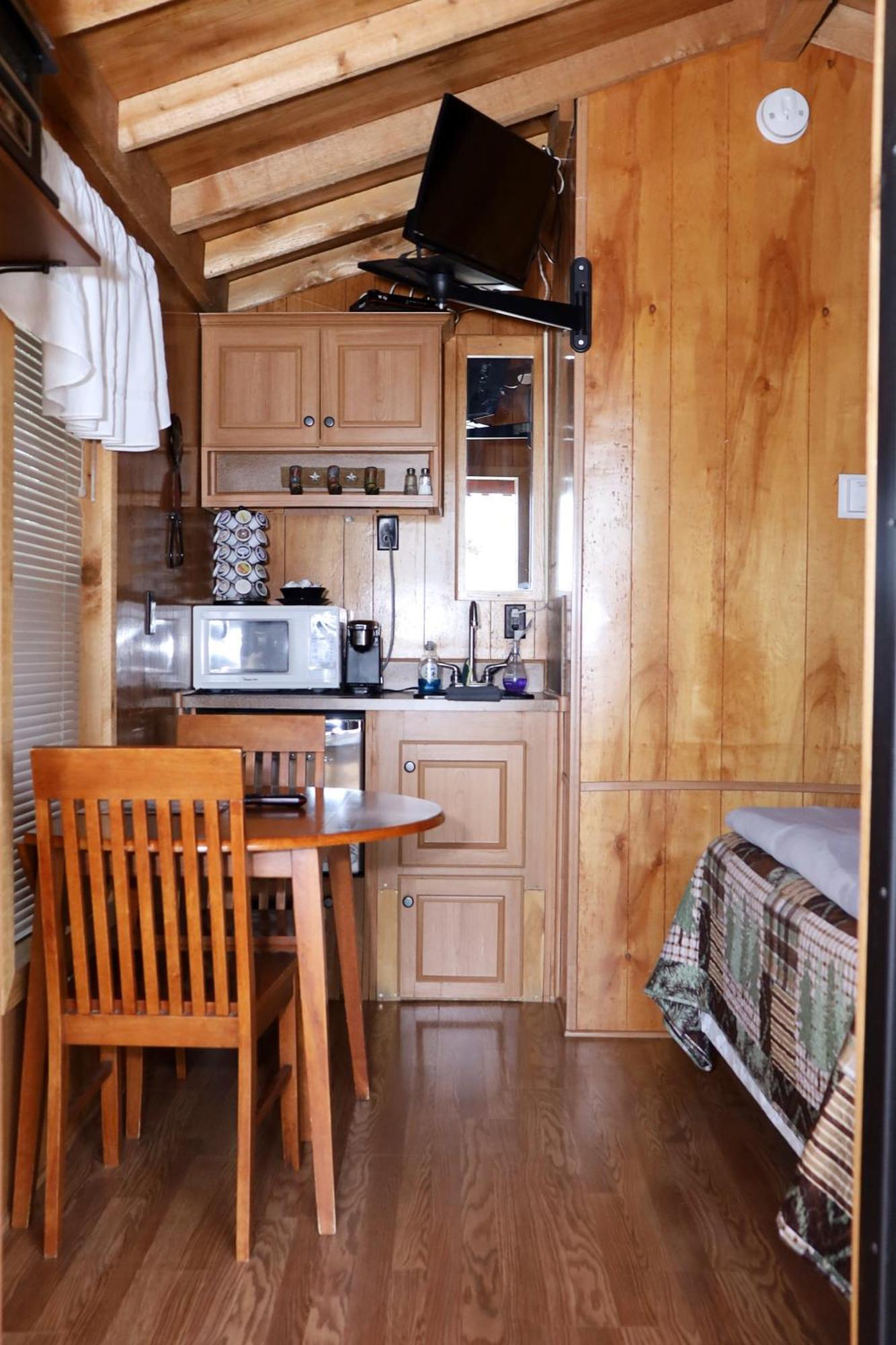 Stampede Rv B&B トゥームストーン エクステリア 写真